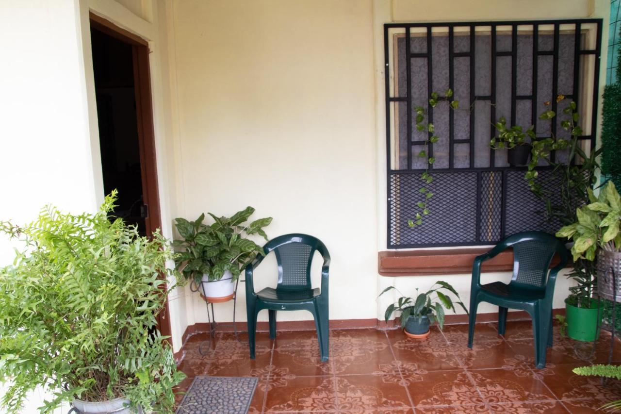 The Corner House Apartamento Tortuguero Exterior foto