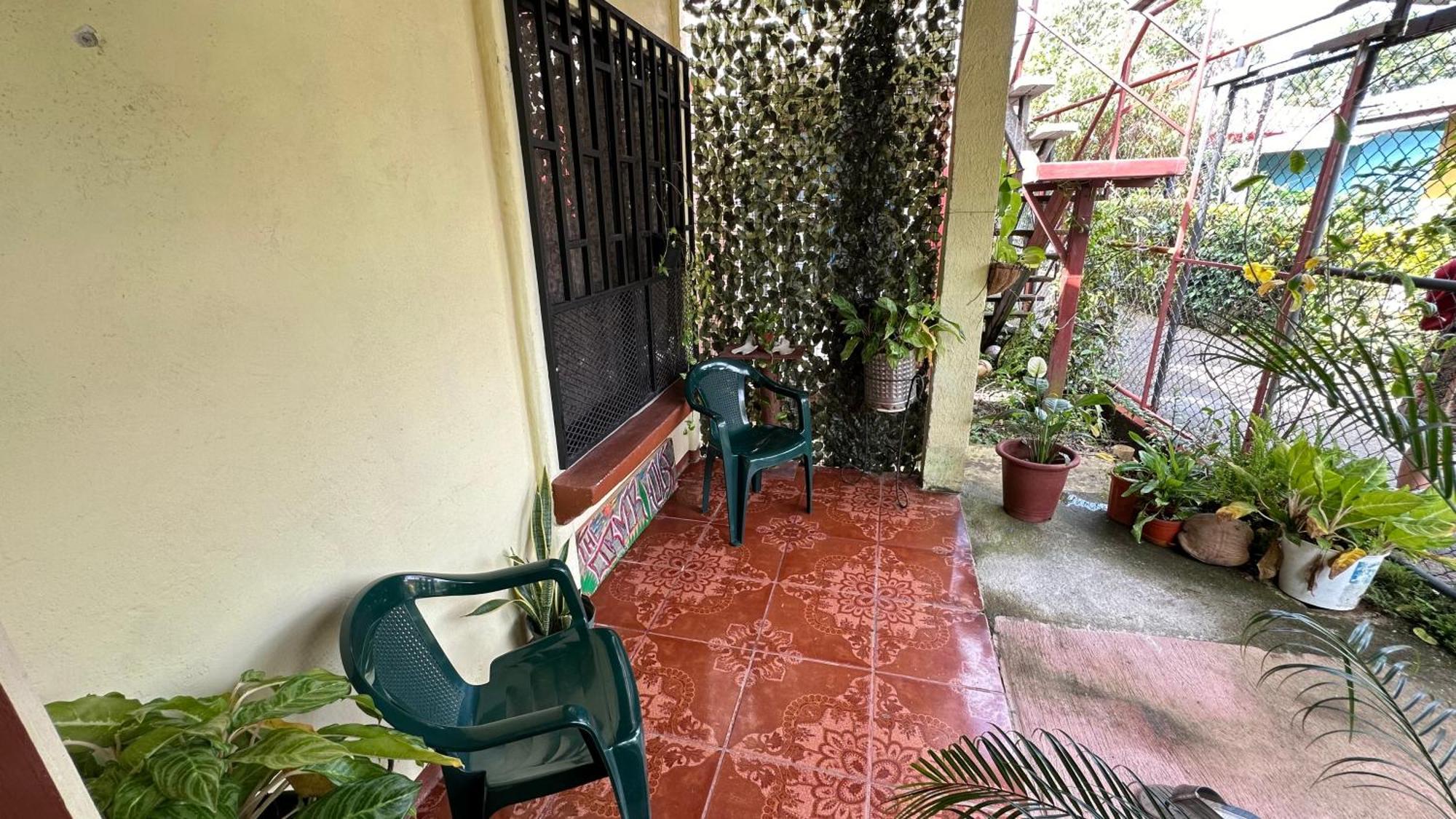 The Corner House Apartamento Tortuguero Exterior foto
